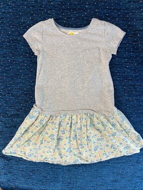 Mini Boden Girls' Short Sleeve Heather Gray drop waist Dress w/ Floral Skirt